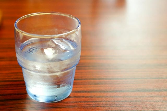 多角化する業務用ガラス容器と持続可能な品質とデザイン戦略